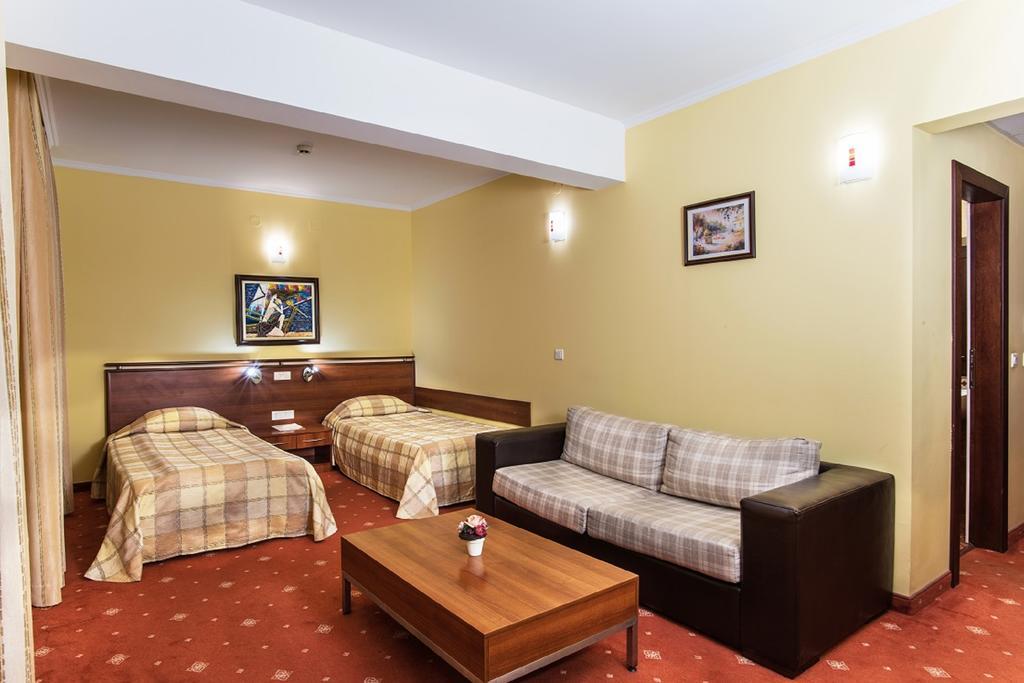 Hotel Izvor Starozagorski Bani Ngoại thất bức ảnh