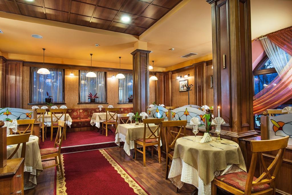 Hotel Izvor Starozagorski Bani Ngoại thất bức ảnh